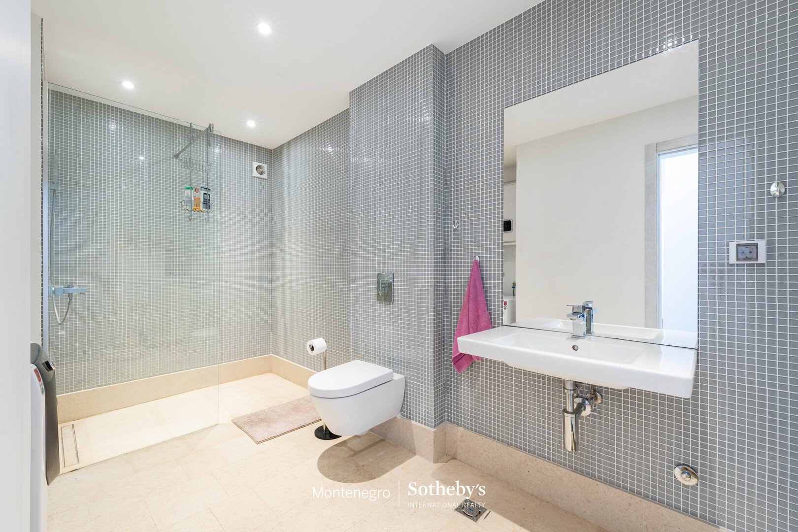 One-Bedroom Apartment in Rafailovići, Budva Riviera