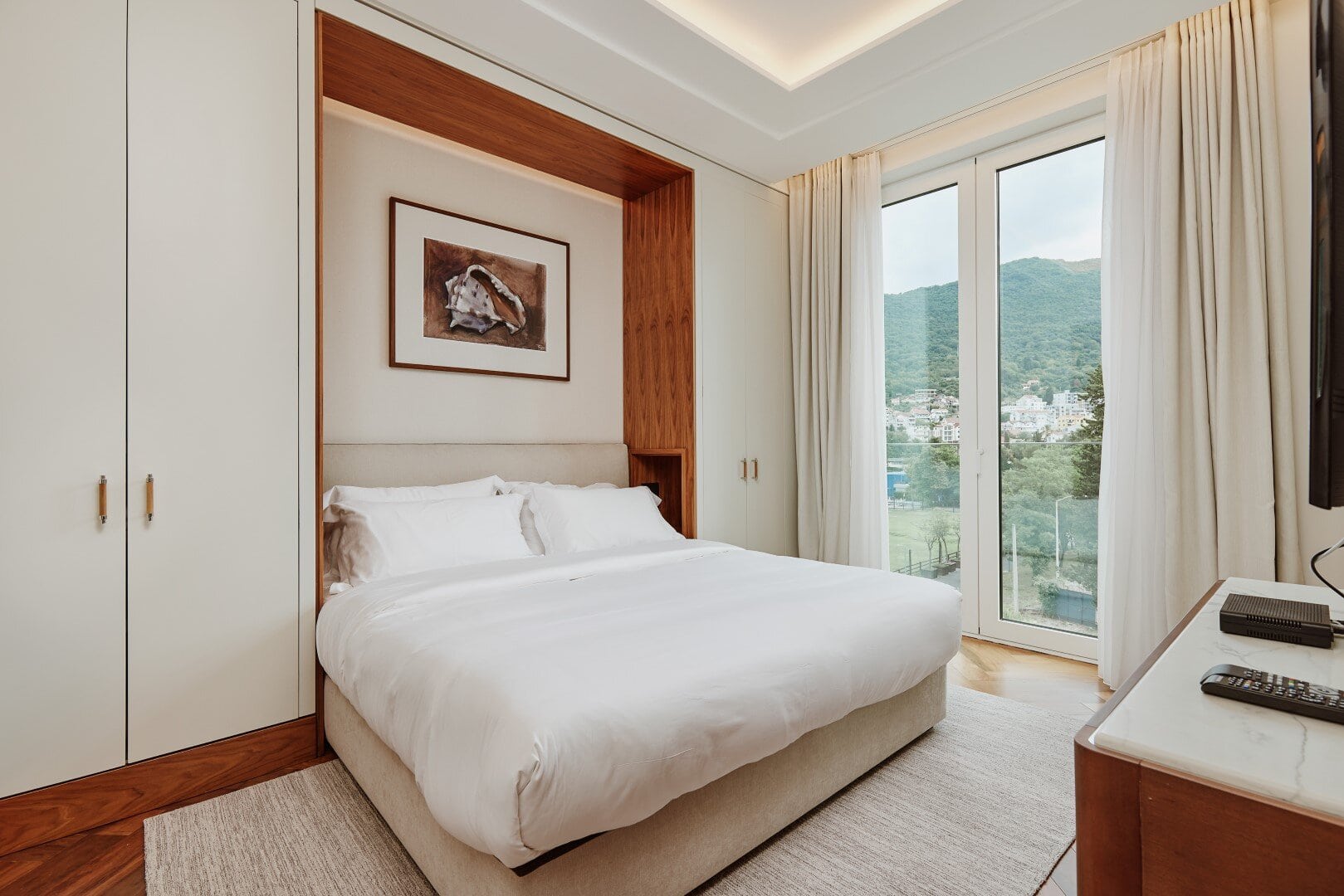 One-Bedroom Residence in Elena, Porto Montenegro