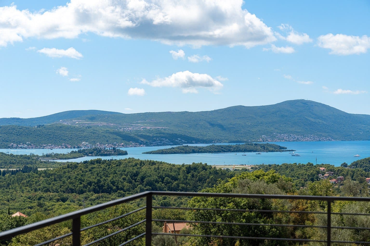 Four-Bedroom Villa in Kavač, Kotor Bay