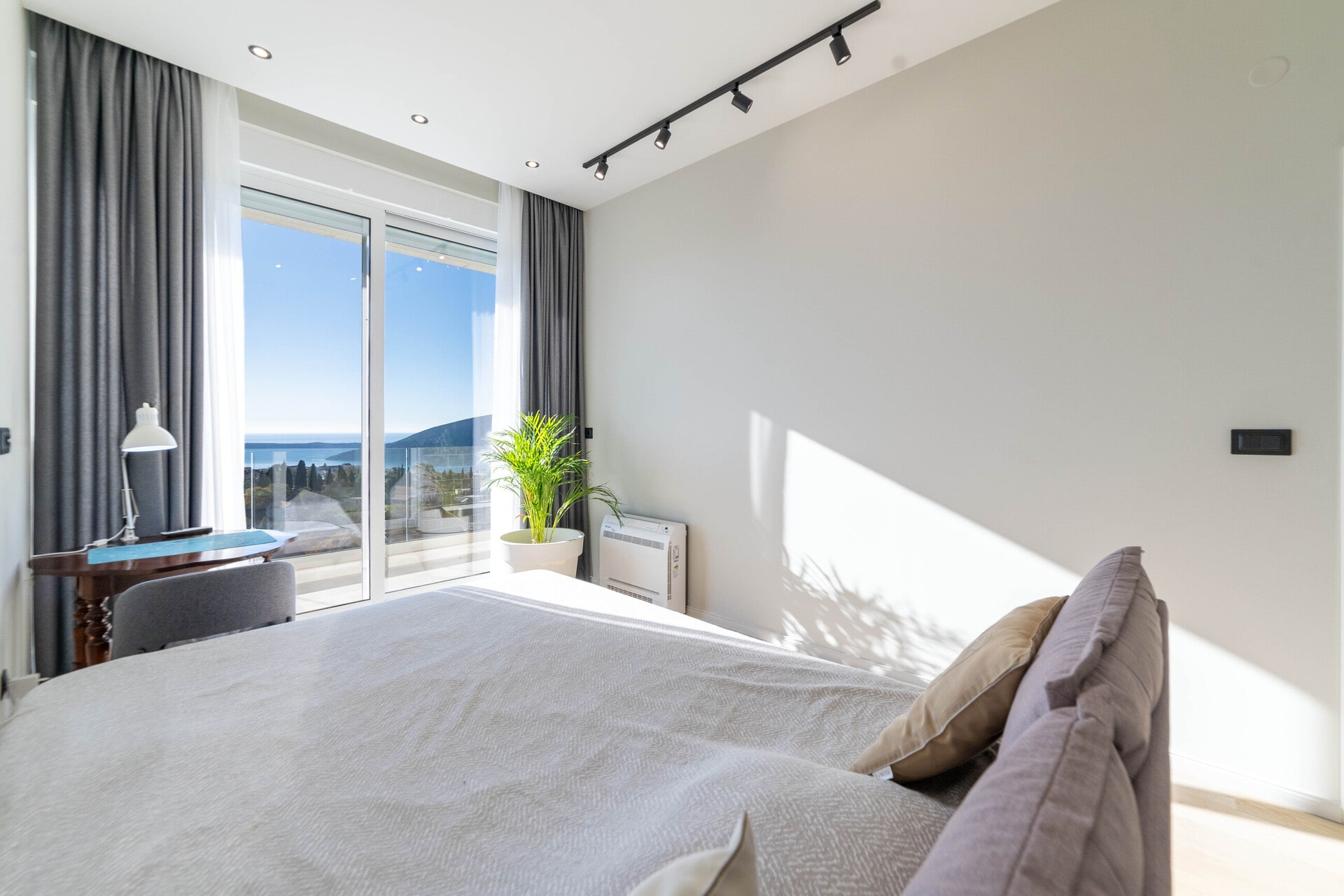 Four-Bedroom Villa in Podi, Herceg Novi