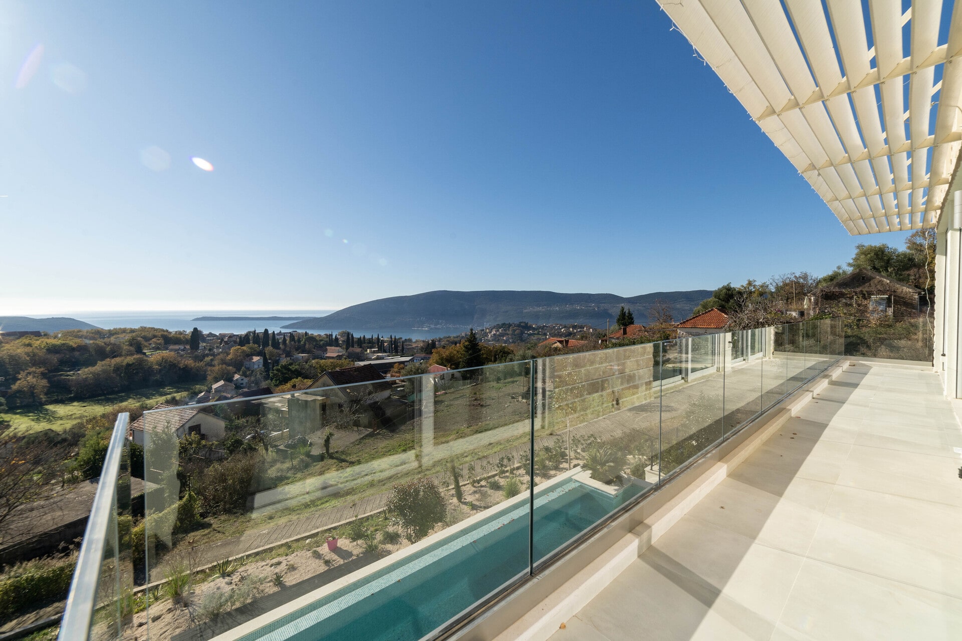 Four-Bedroom Villa in Podi, Herceg Novi