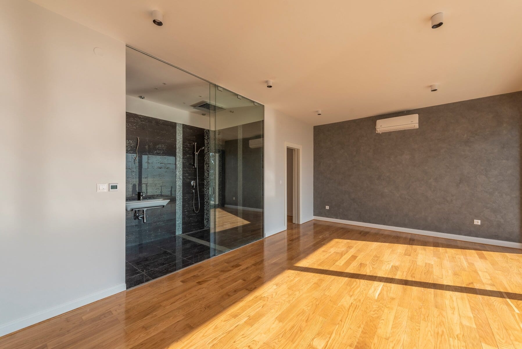 Three-Bedroom Villa in Tudorovići, Budva Riviera