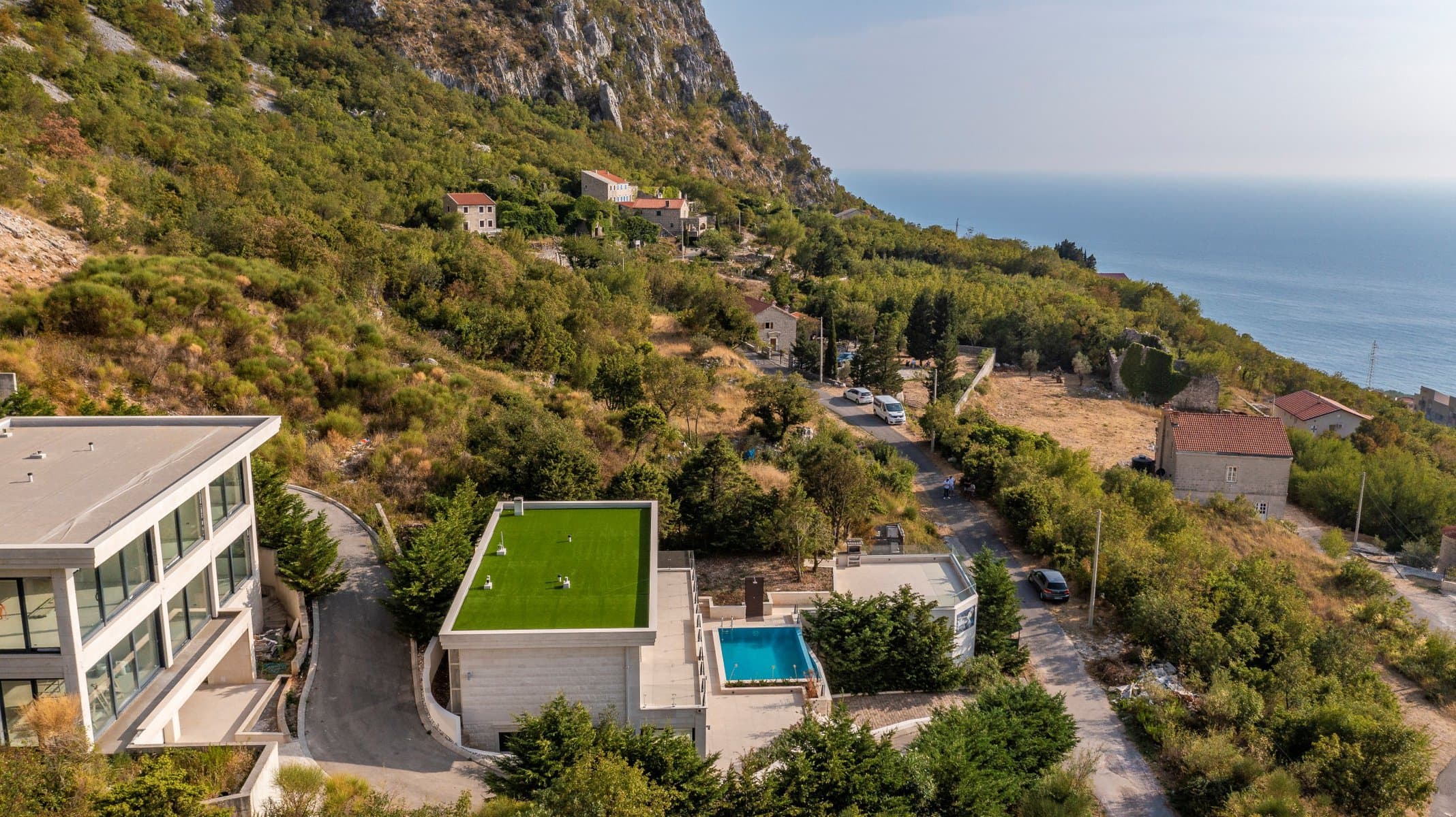 Three-Bedroom Villa in Tudorovići, Budva Riviera