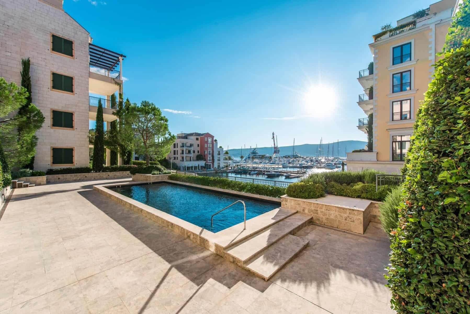 One-Bedroom Sea-View Residence in Tara, Porto Montenegro