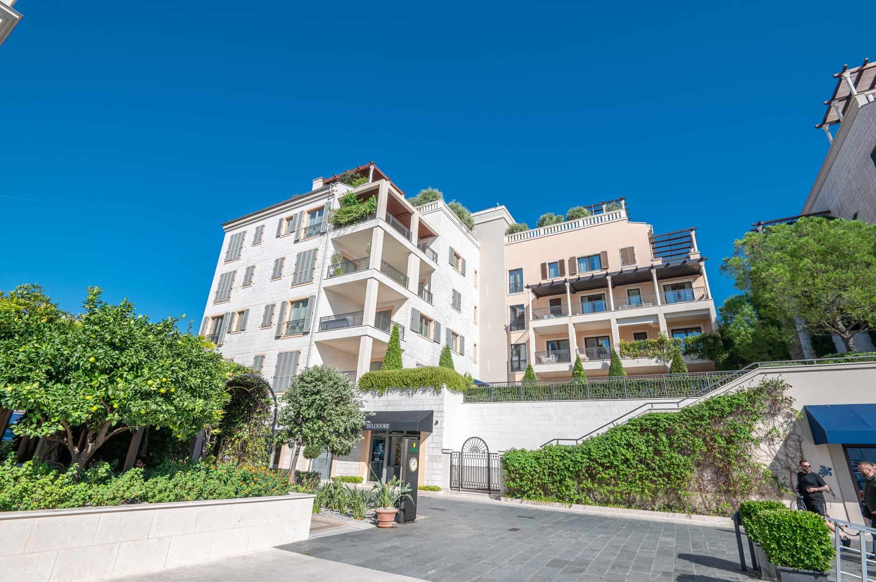 One-Bedroom Sea-View Residence in Tara, Porto Montenegro