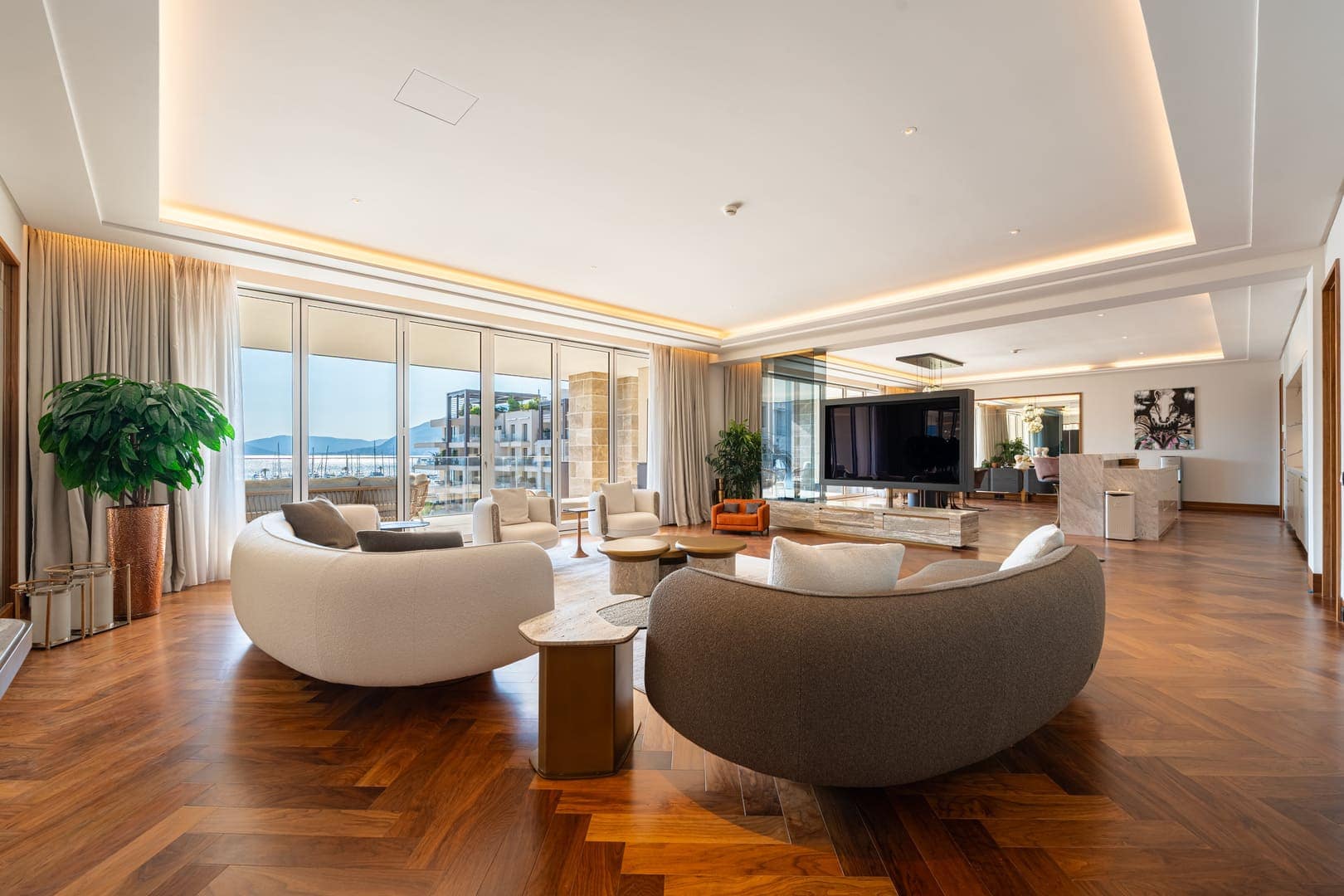 Four-Bedroom Residence in Elena, Porto Montenegro