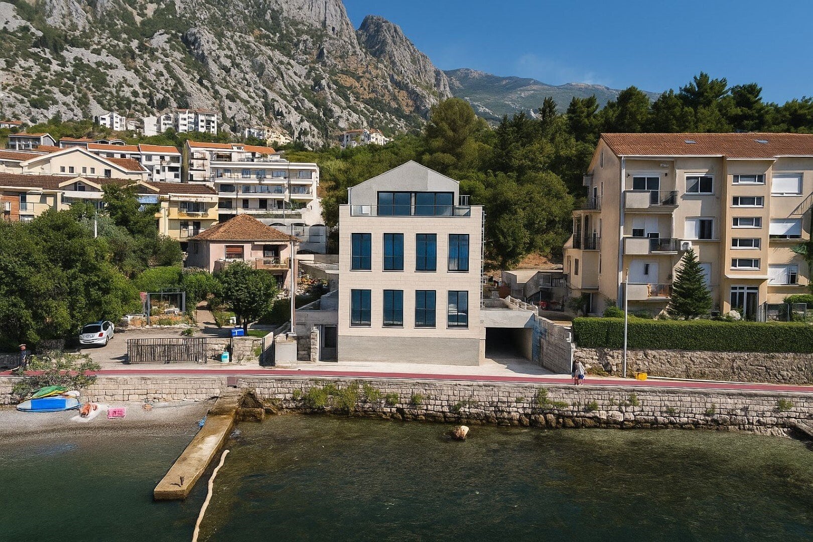 Two-Bedroom Apartment in Dobrota, Kotor