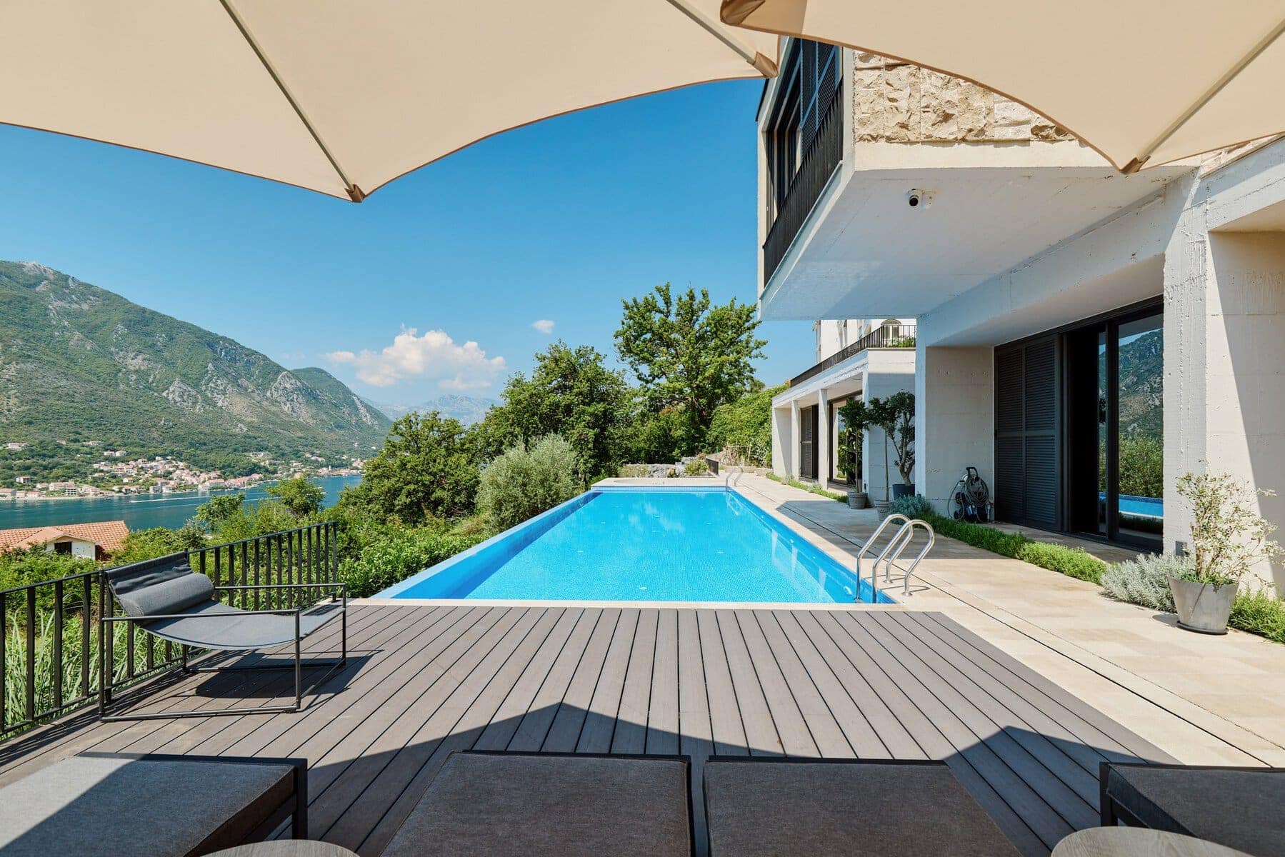 Five-Bedroom Villa in Dobrota, Kotor Bay