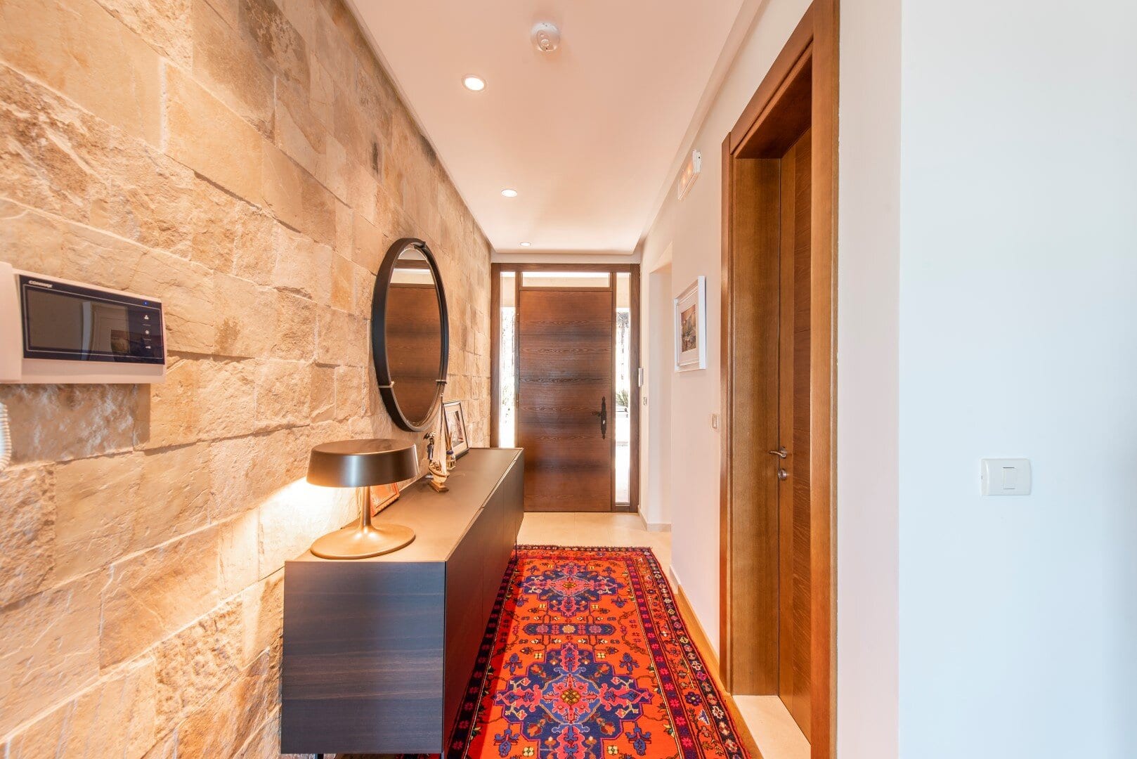 Six-Bedroom Villa in Blizikuće, Budva Riviera