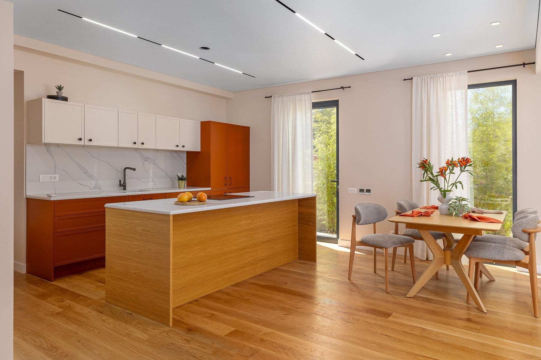 Two-Bedroom Sea-View Townhouse in Kavač