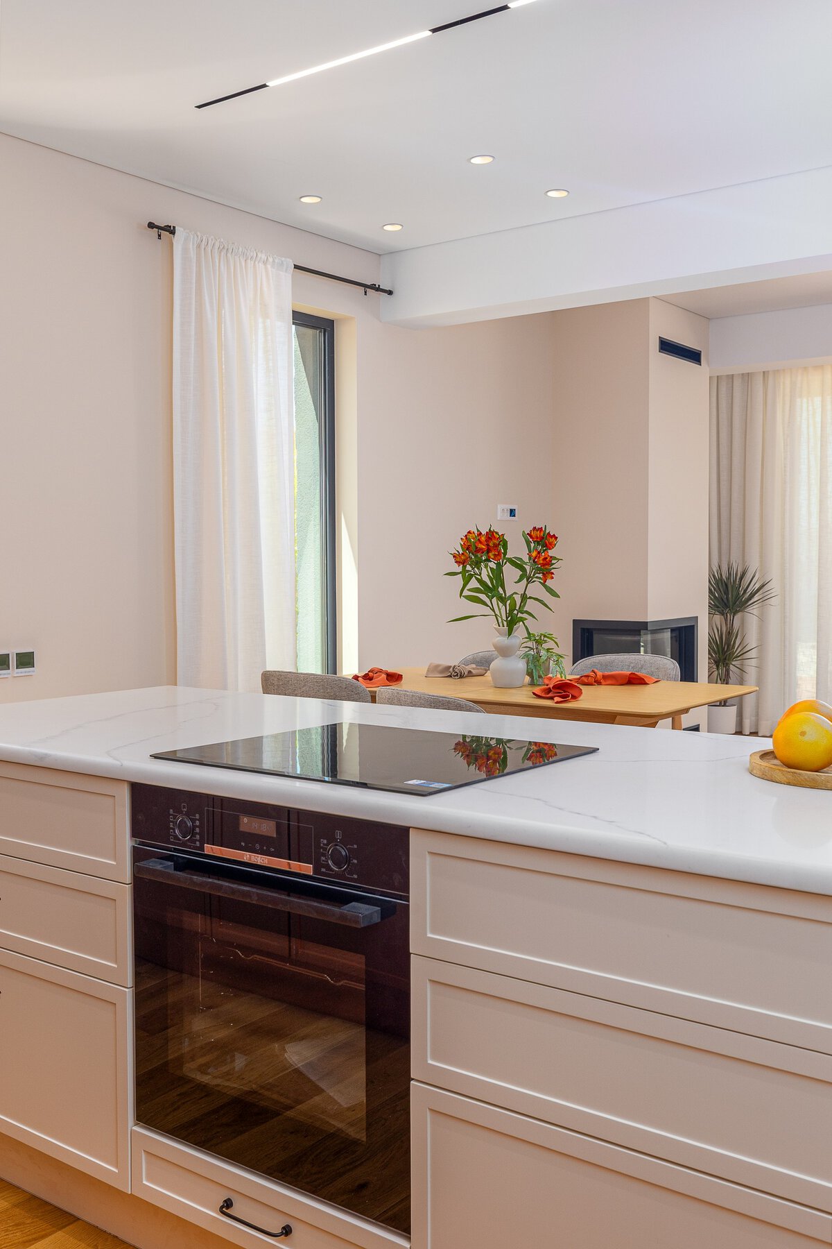 Two-Bedroom Sea-View Townhouse in Kavač
