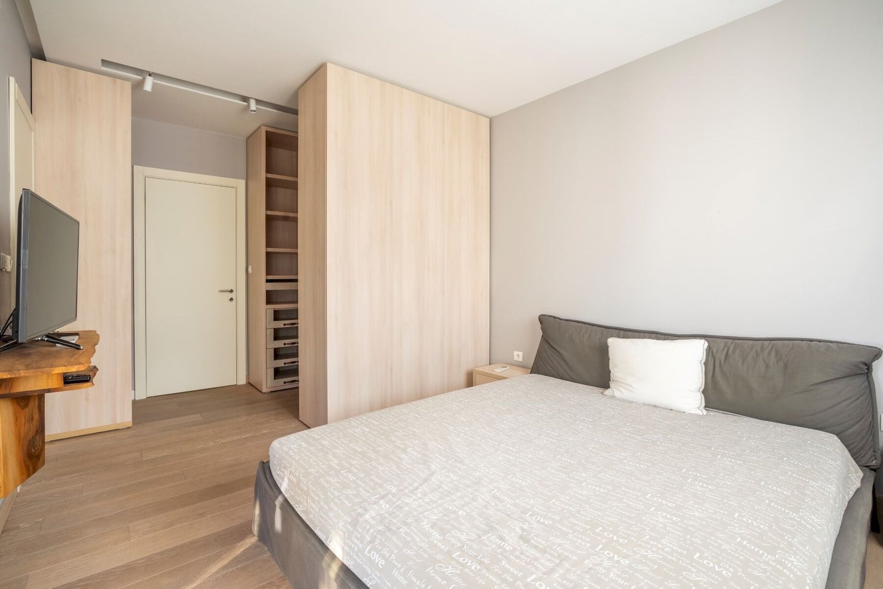 Modena Apartment II, Two-Bedroom Residence in Budva
