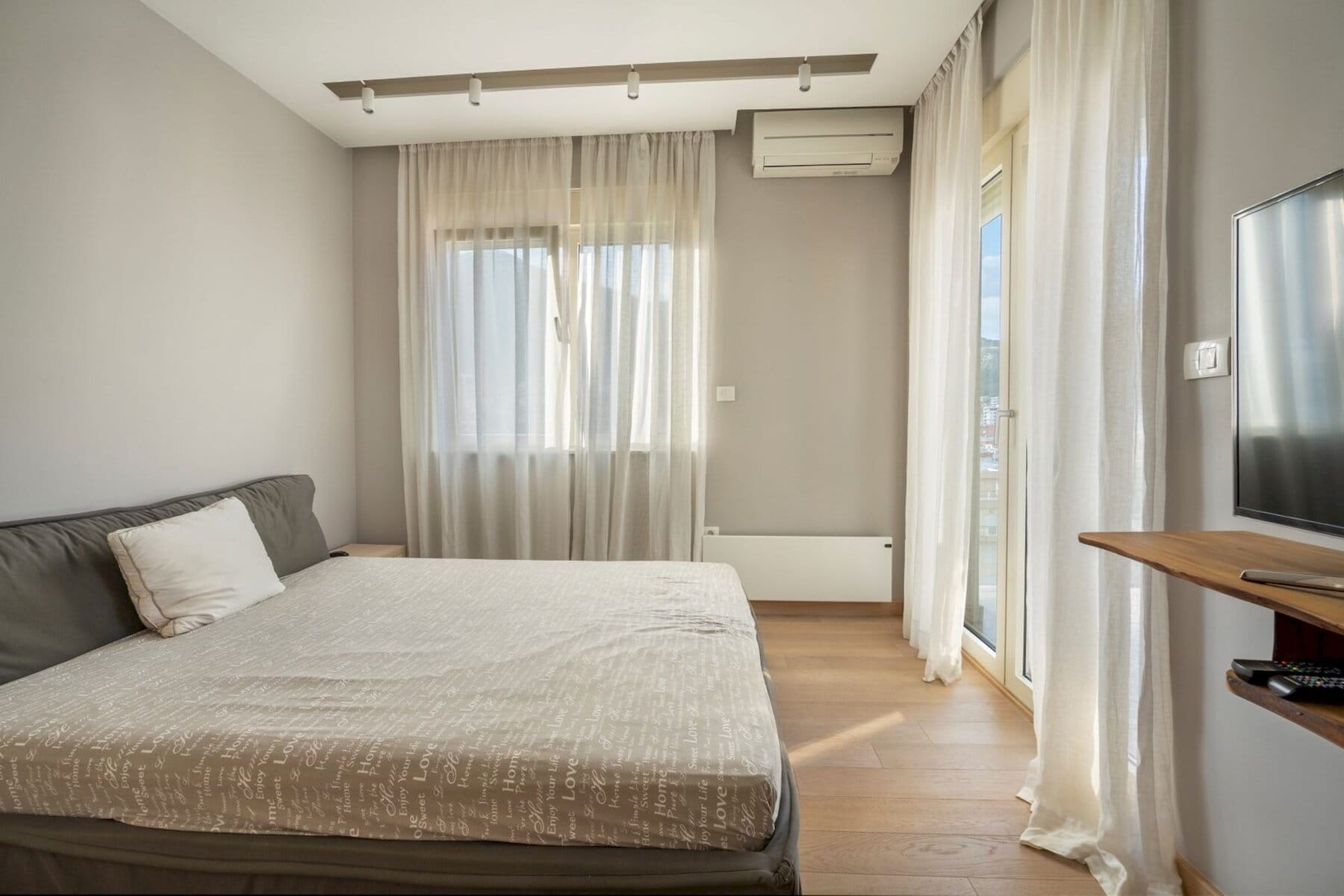 Modena Apartment II, Two-Bedroom Residence in Budva