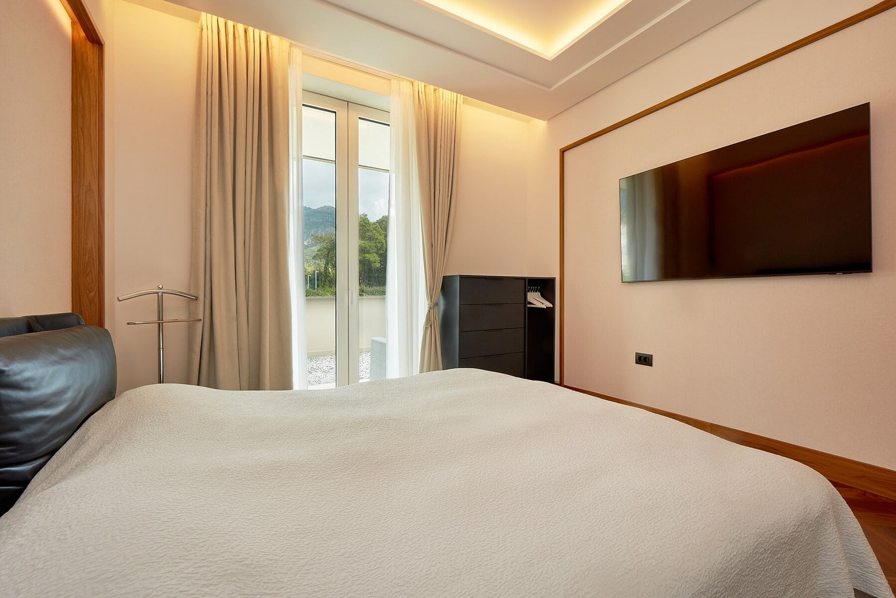 Two-Bedroom Corner Residence in Elena, Porto Montenegro