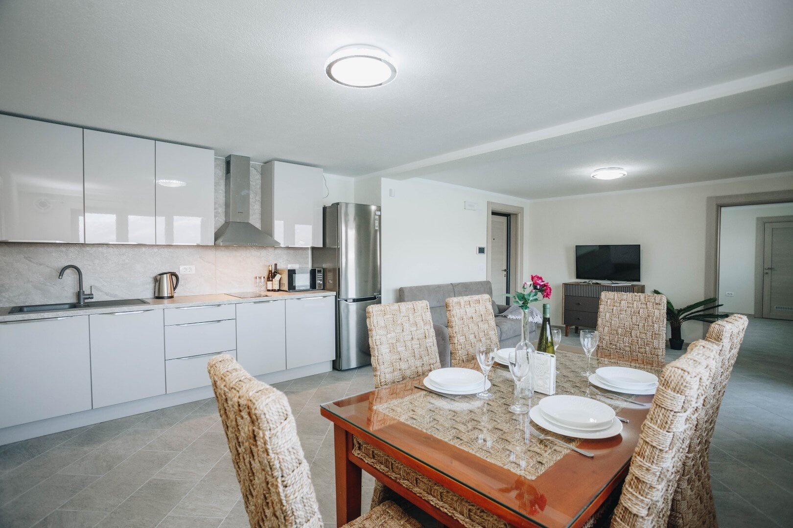 Four-Bedroom Waterfront Villa in Krašići, Tivat Bay