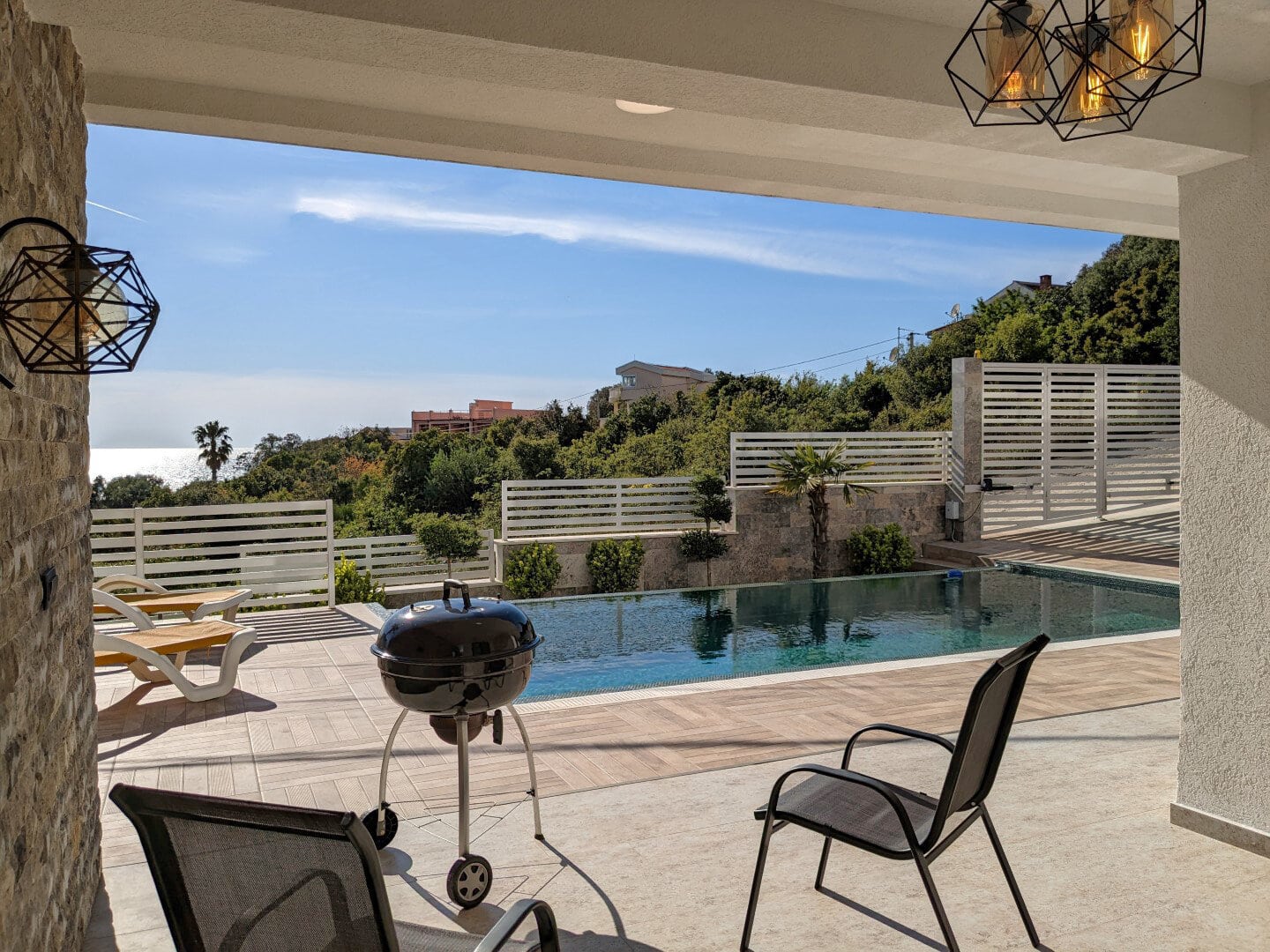 Four-Bedroom Villa in Utjeha, Bar Riviera
