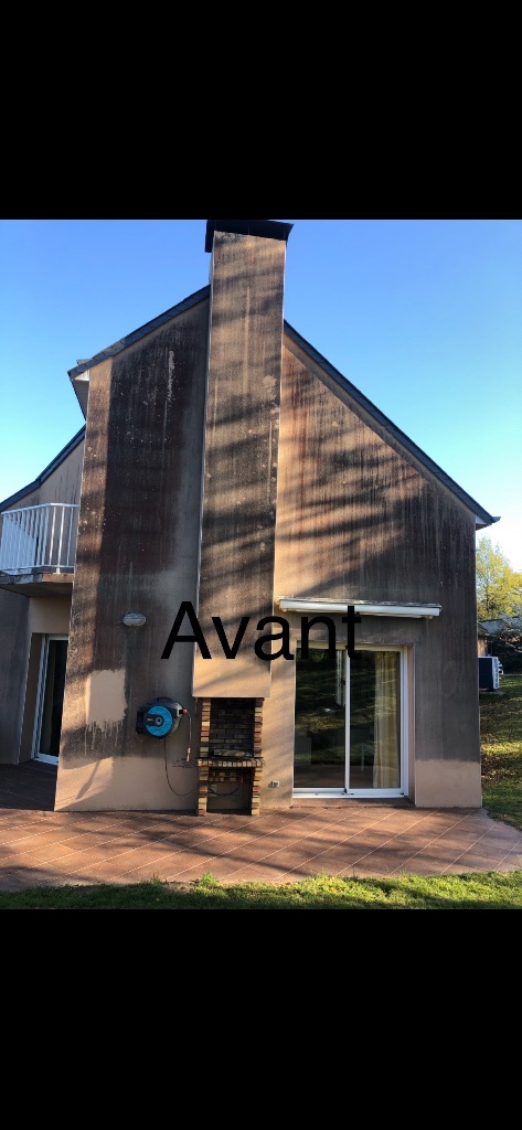 Avant : Nettoyage de façade - Saint-Georges-des-Groseillers