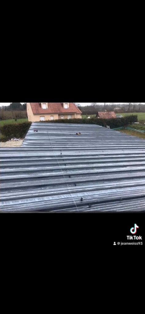 Rénovation de toiture en bac acier - Valdallière