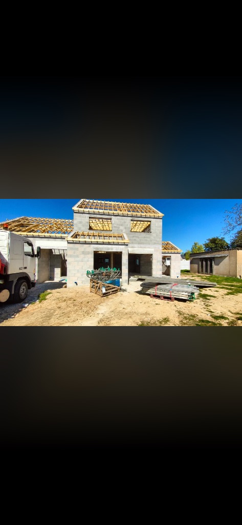 Avant : Rénovation de toiture - Messei