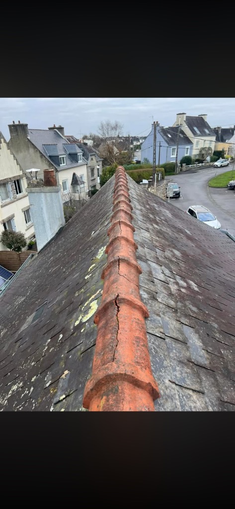 Avant : Réparation de toiture ardoise - Bagnoles-de-l'Orne