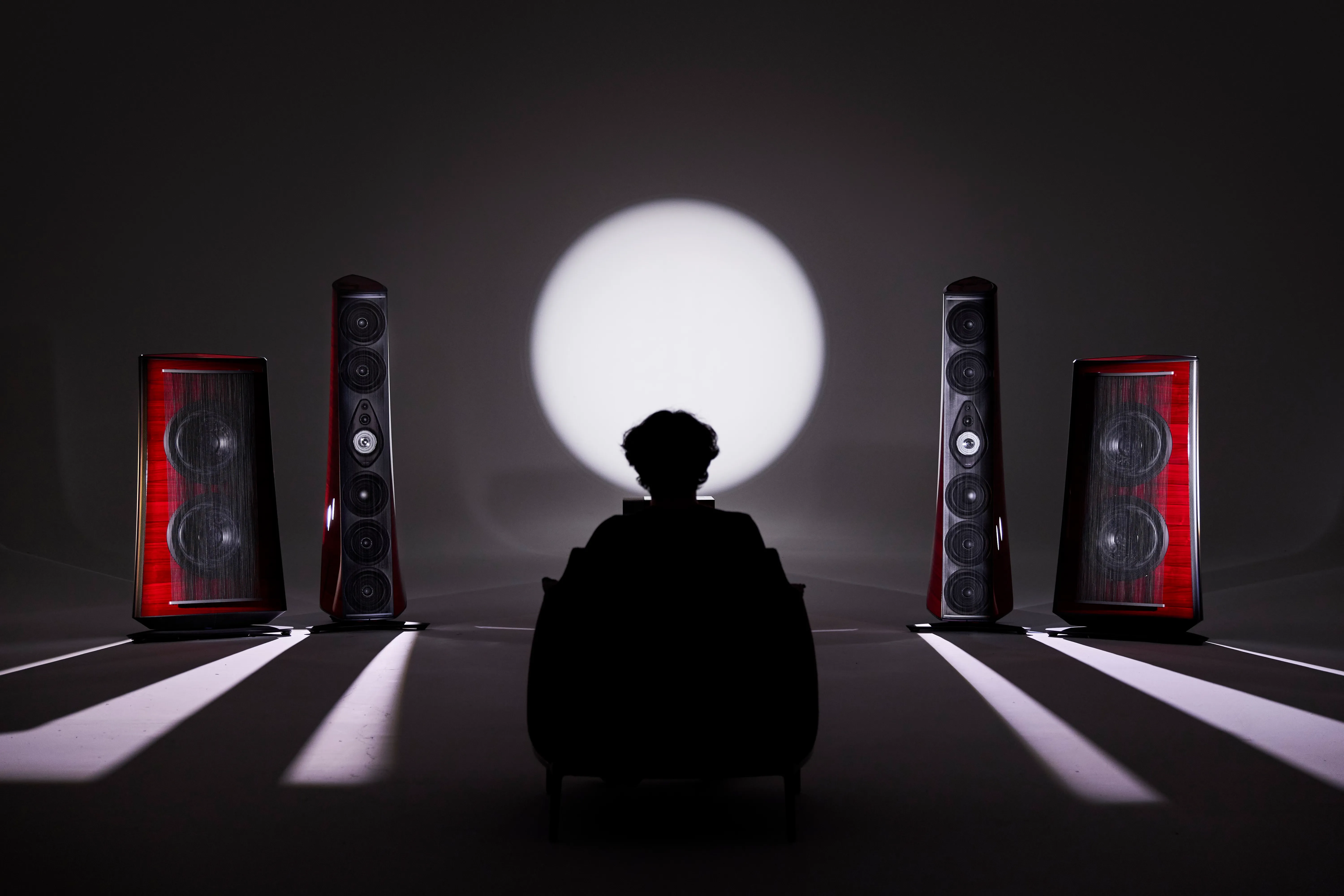Sonus faber Suprema reference loudspeaker system