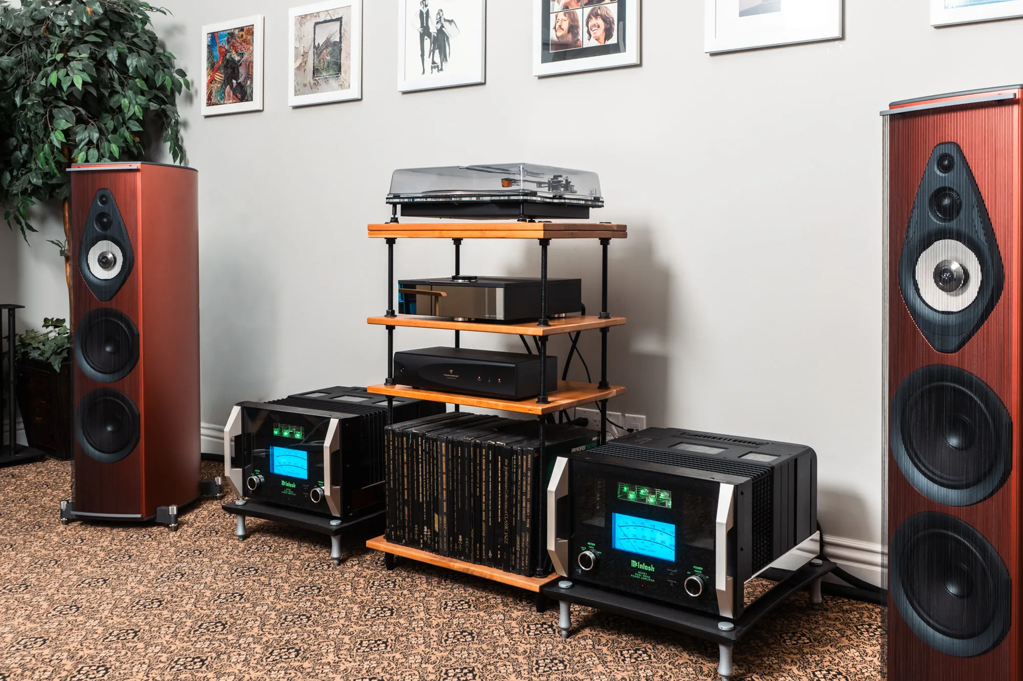 Sonus faber Amati Supreme bi-amplified by McIntosh MC451 dual mono in Tempe Room 4 at LMC