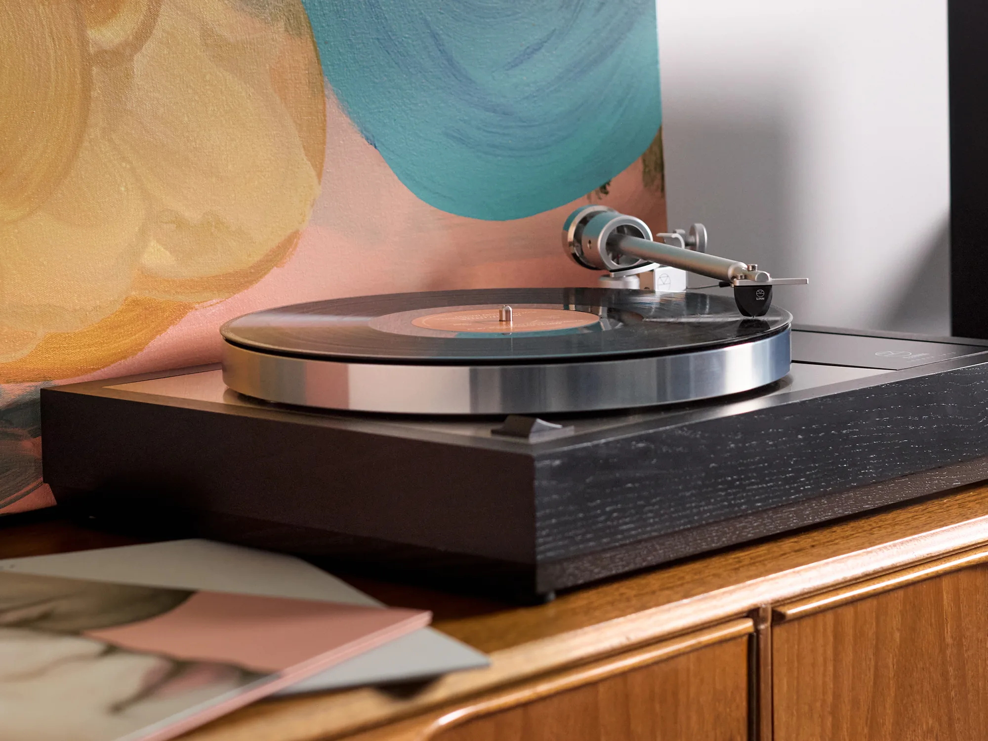 Linn Majik LP12 Turntable