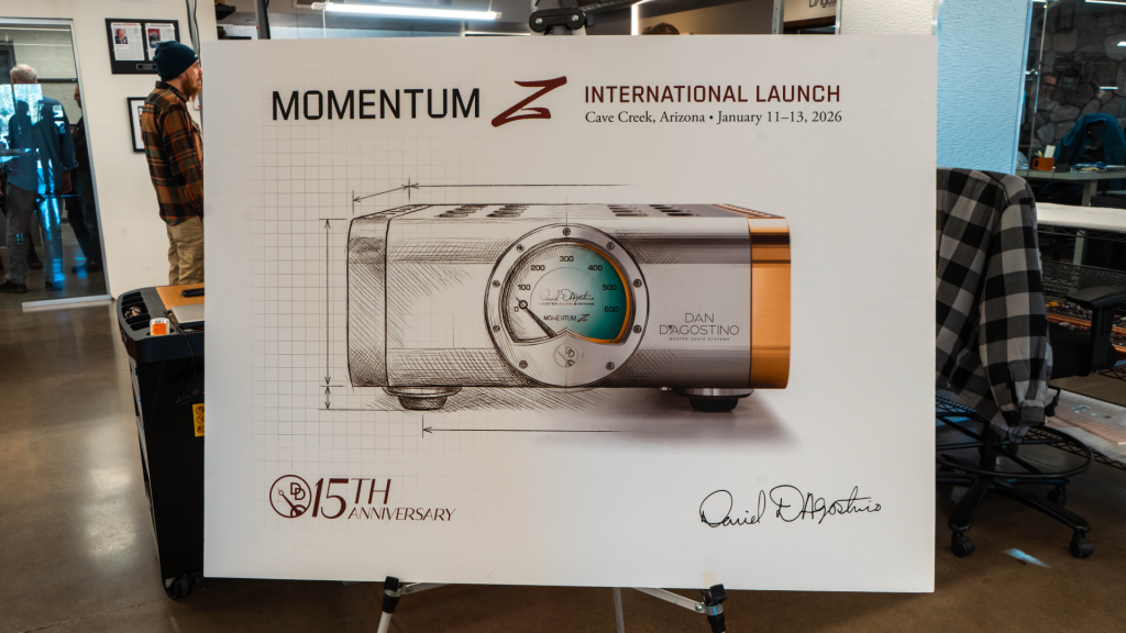 Momentum Z monoblock amplifier chassis detail