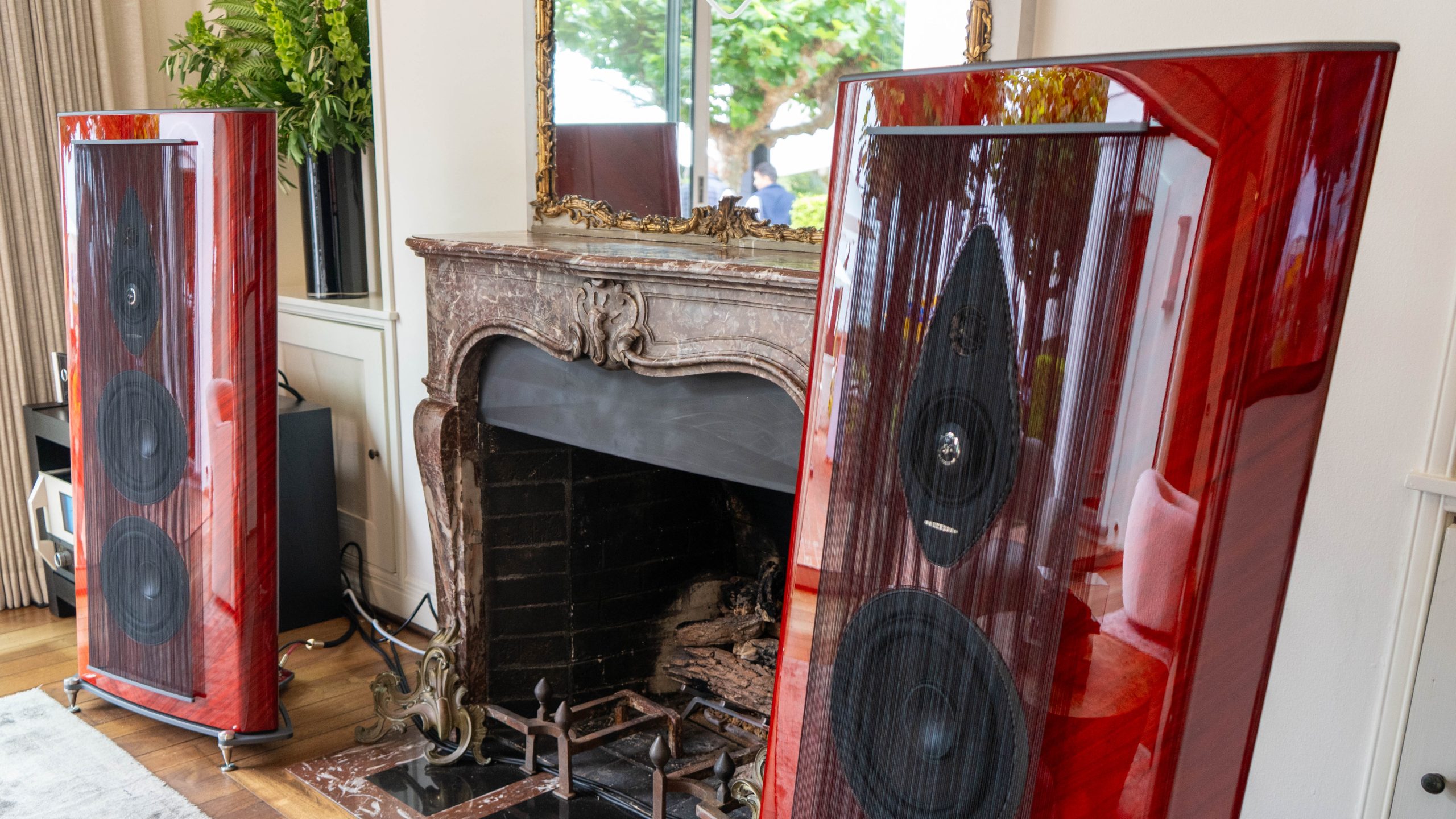 Sonus faber Il Cremonese Ex3me Automobili Lamborghini Edition in yellow