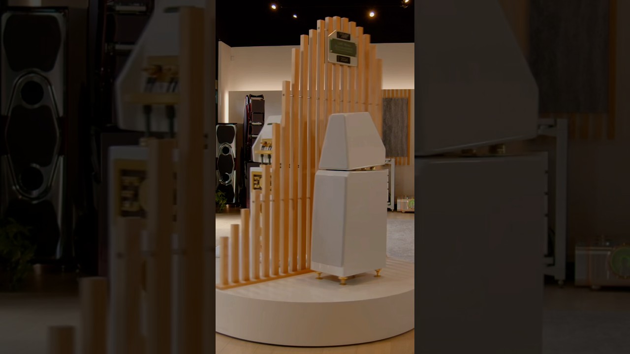 Unveiling the 1-of-1 WATT/Puppy Speakers at the Wilson Audio Award Ceremony