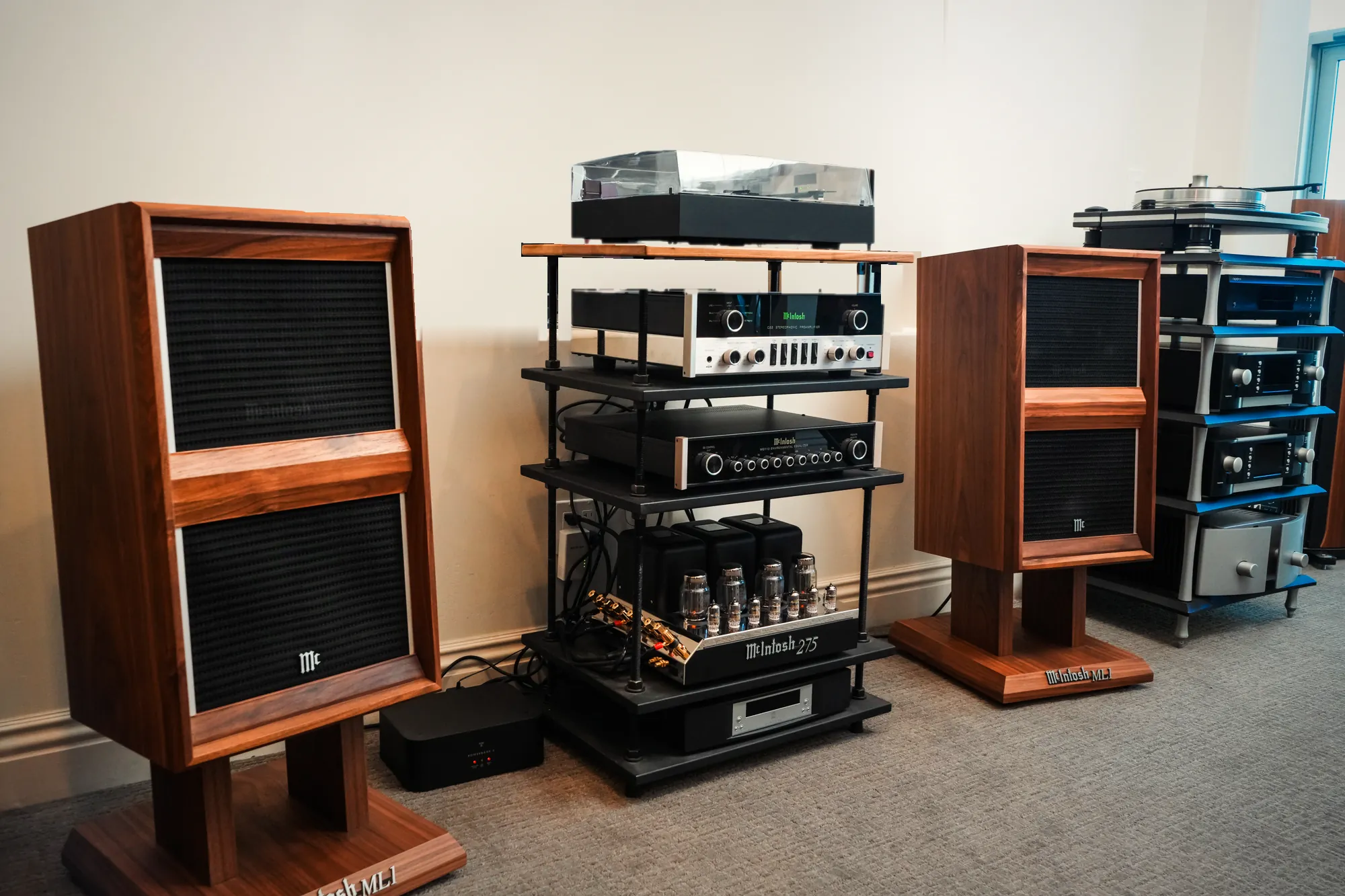 Tempe Hall — System