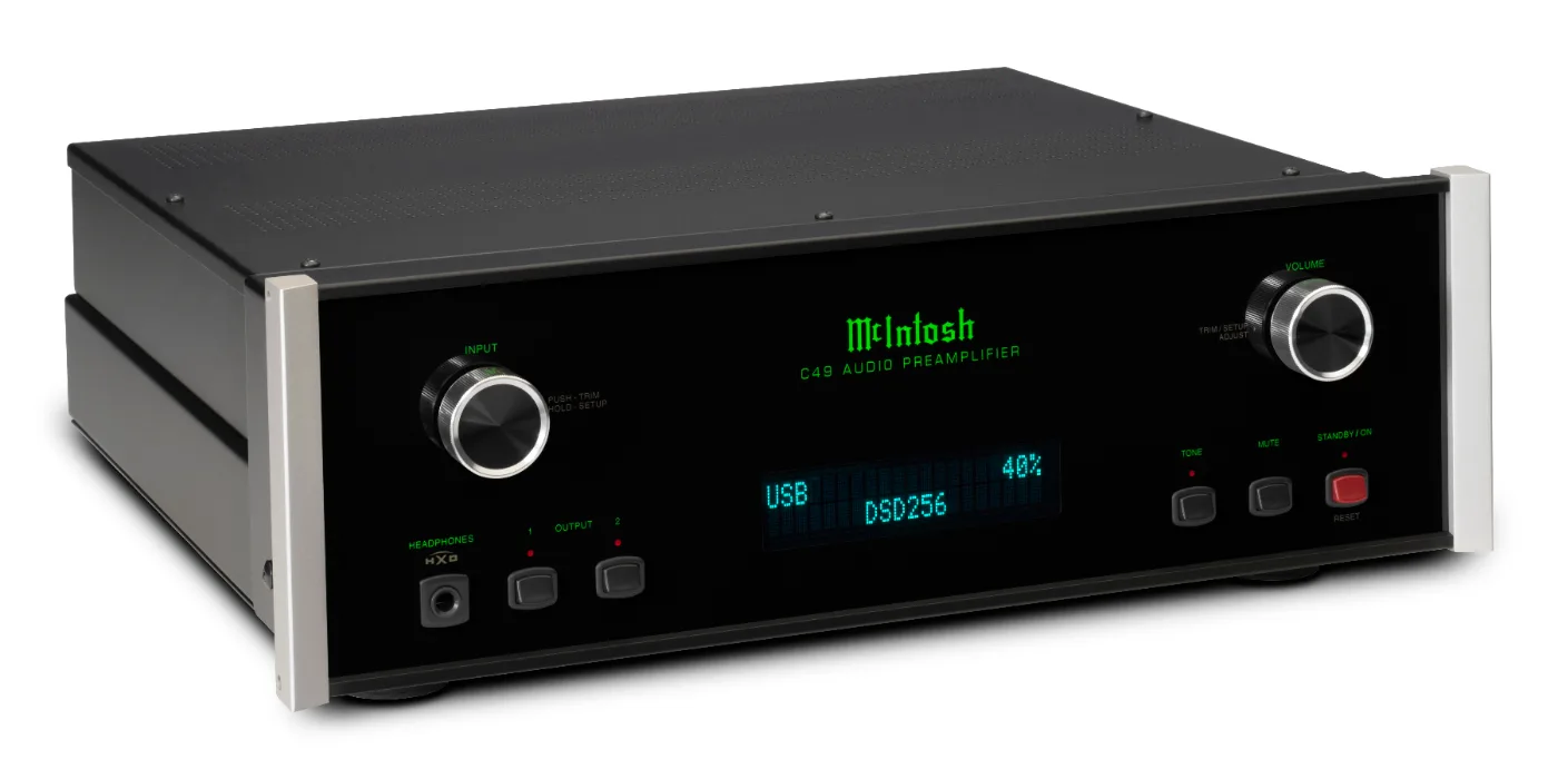 McIntosh C49 preamplifier, three-quarter view, USB