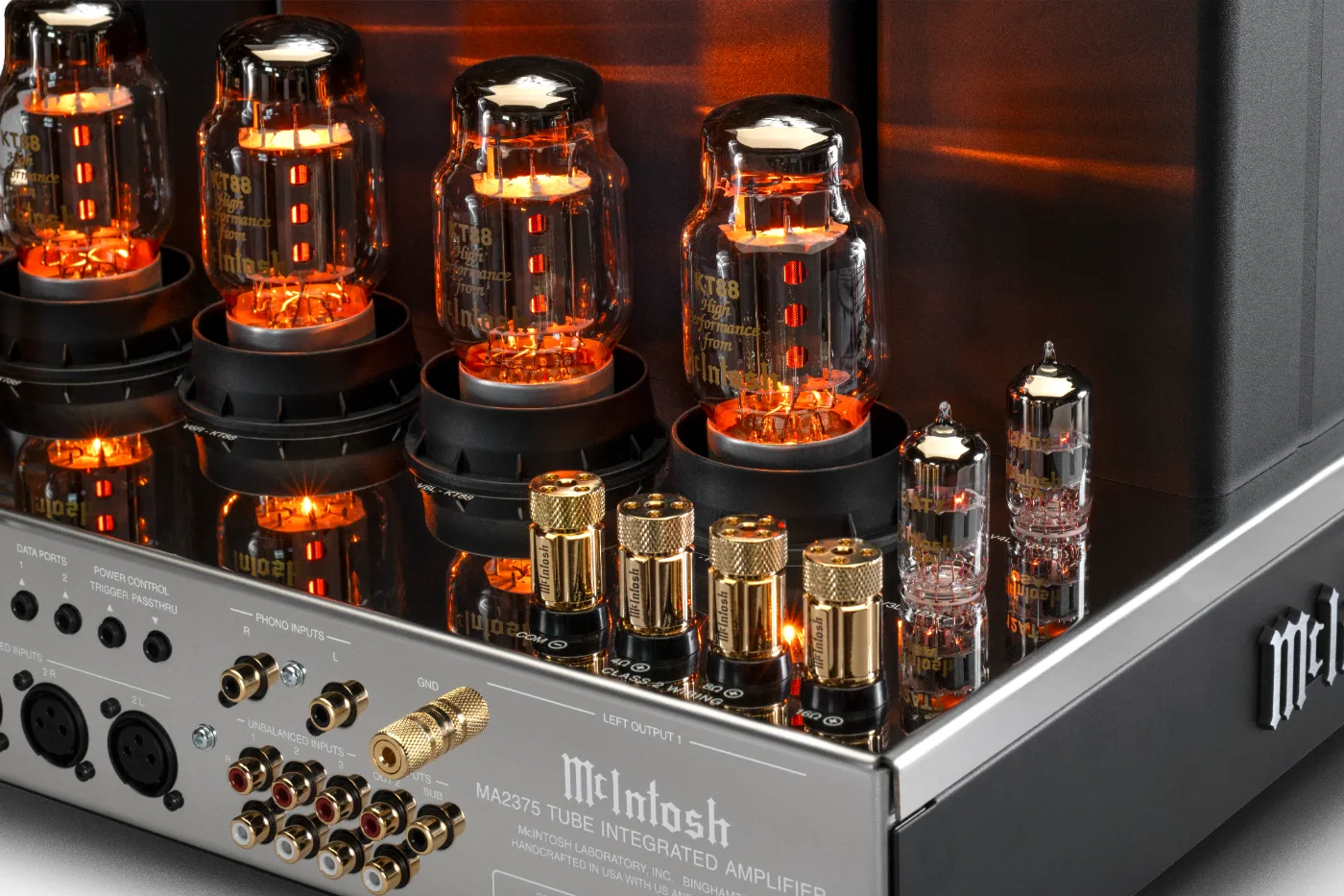 McIntosh MA2375 integrated amplifier, close-up detail, Angle