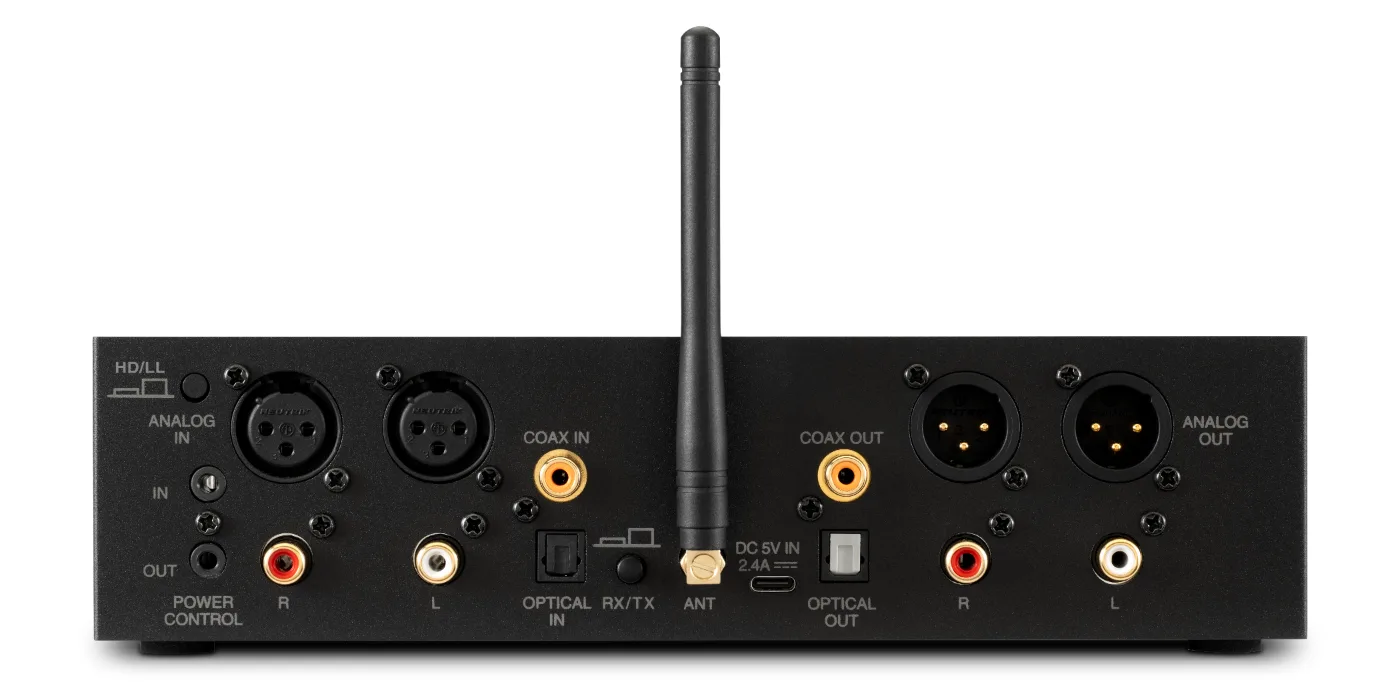 McIntosh MB25, rear panel connections