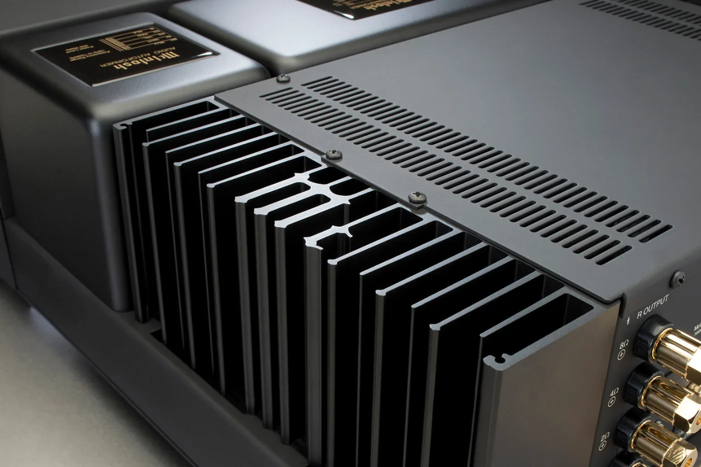 McIntosh MA7200 integrated amplifier, monogrammed heatsink detail