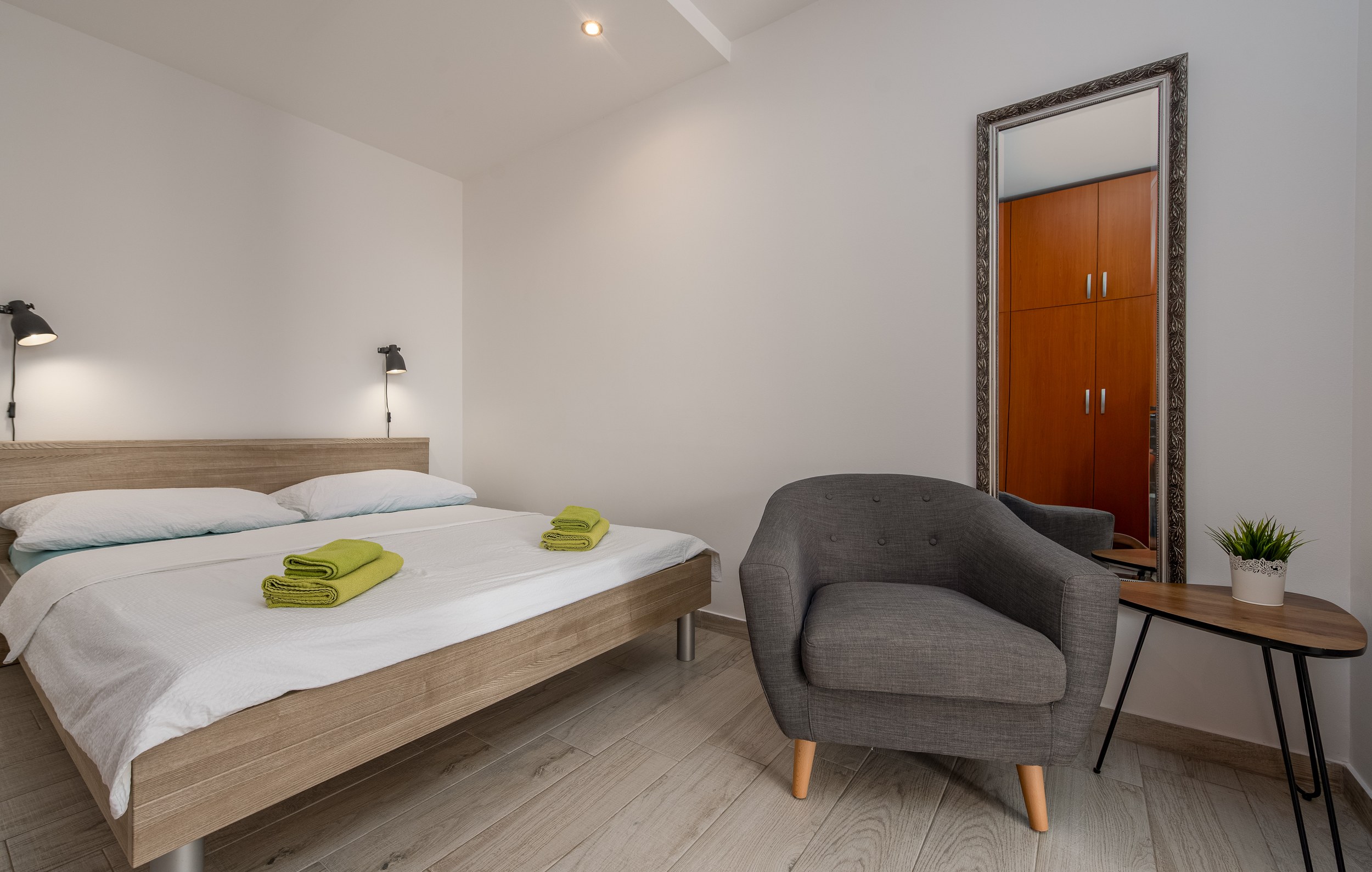 Bunk beds beside the double bed, Apartment Yellow