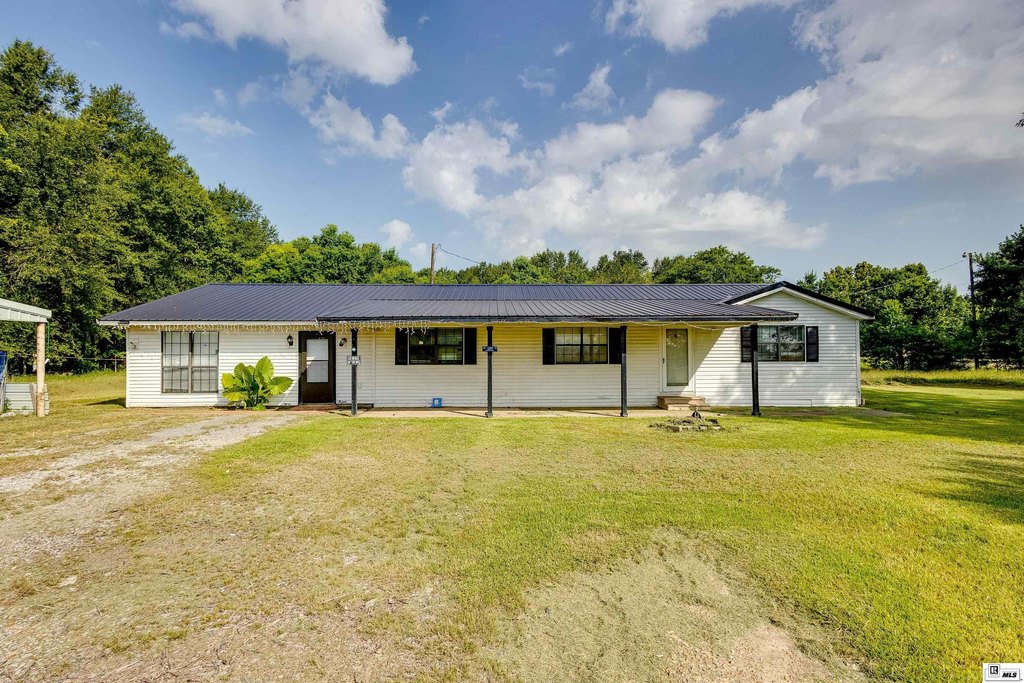 New Roof, New HVAC, 1 Acre. $140K in Louisiana.
