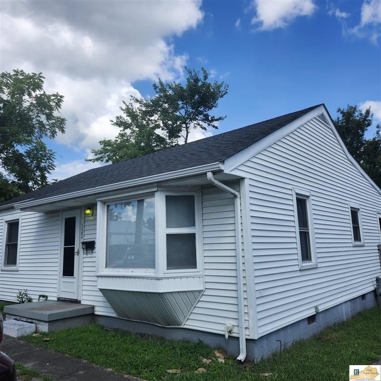New Roof. New HVAC. Glasgow, KY. $124,000.