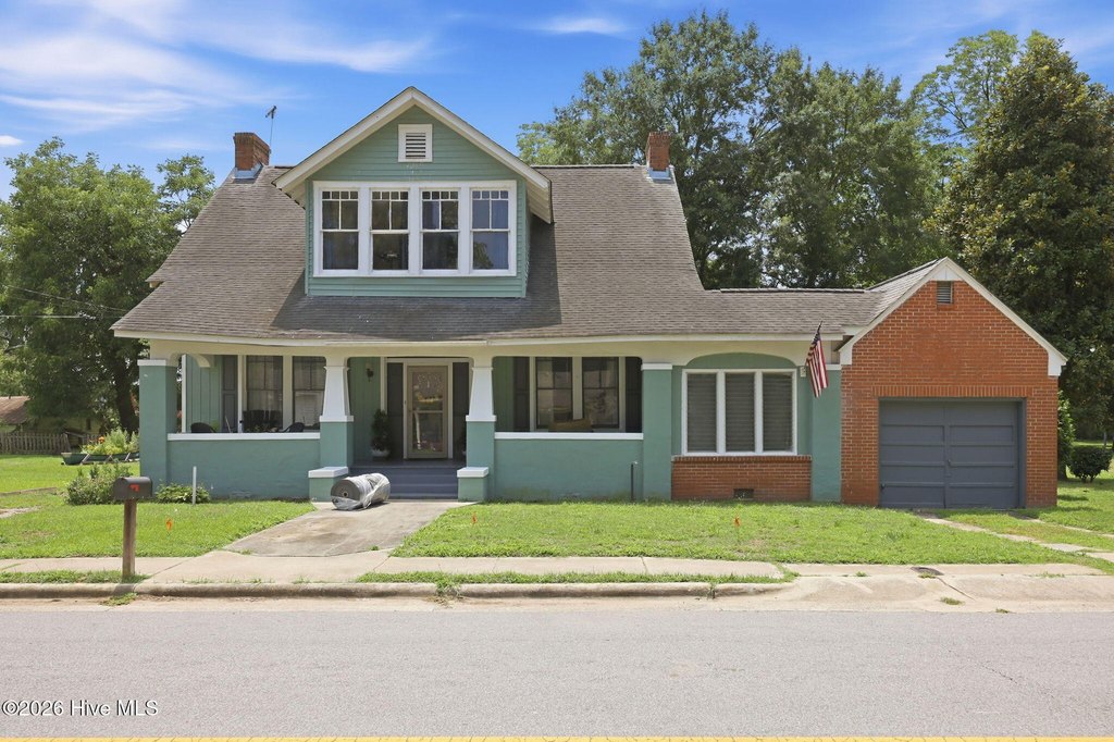 1923 Historic Home. Nearly 3,000 Sq Ft. $99,000.