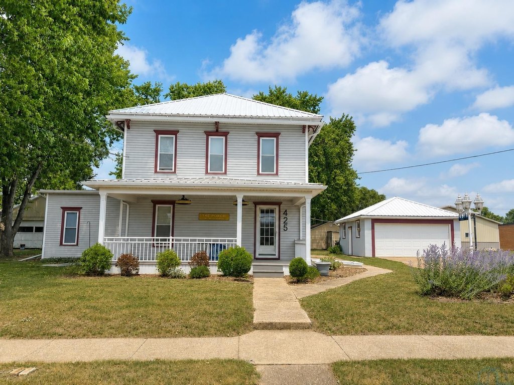 1880 Iowa Original. Hardwood Floors and a Fireplace. $147,500.