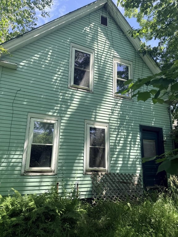 1880 Waldoboro Farmhouse with Attached Barn and 5 Acres — $90,000