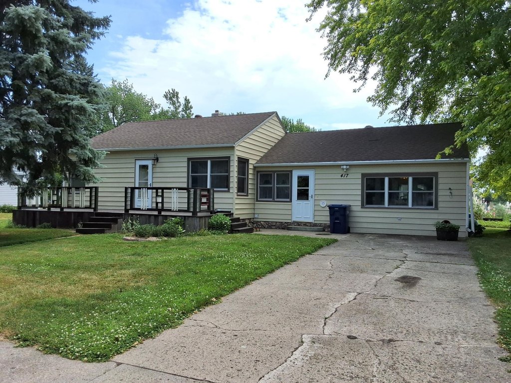1940 Wyndmere Home with Morton Garage and Wood-Fired Pizza Oven — $150,000
