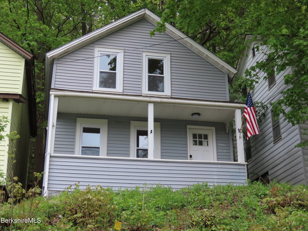 10-bellevue-ave-adams-ma photo 3
