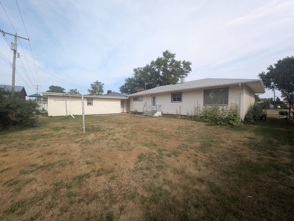 619-judy-blvd-harvey-nd photo 3