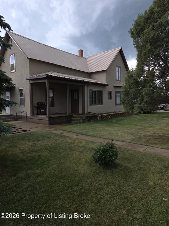 110-elm-ave-w-glen-ullin-nd photo 2