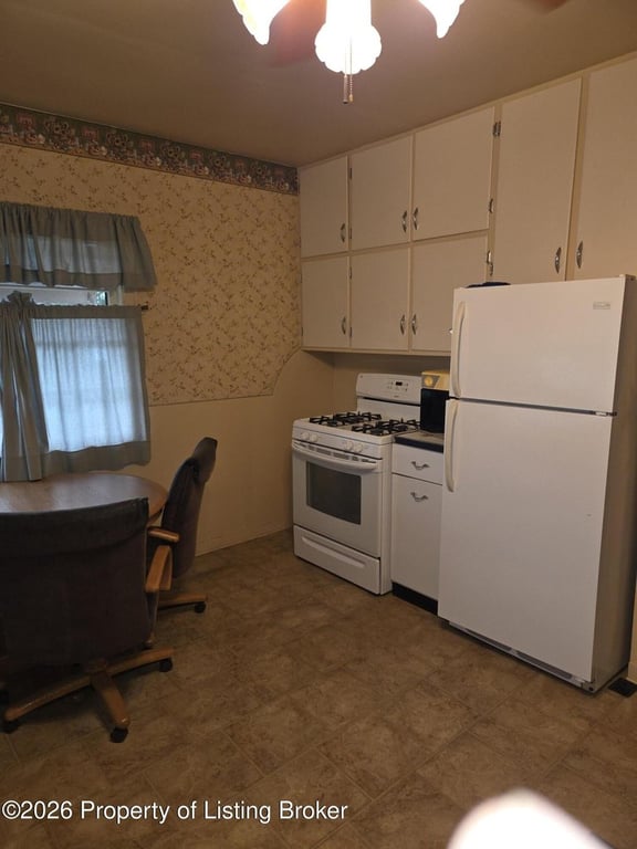110-elm-ave-w-glen-ullin-nd photo 4