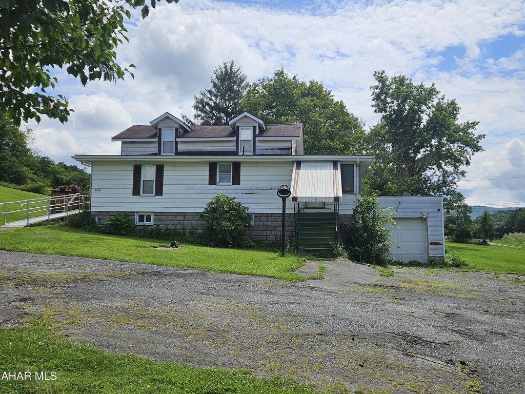 4729-e-loop-rd-hollidaysburg-pa photo 4