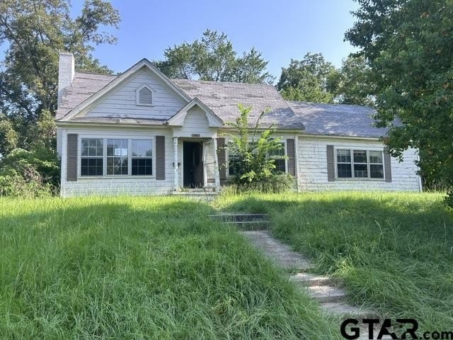 501-e-paschal-st-troup-tx photo 2