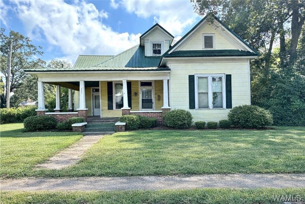 1930 Aliceville Home, 2,148 Sq Ft on .78 Acres — $89,900