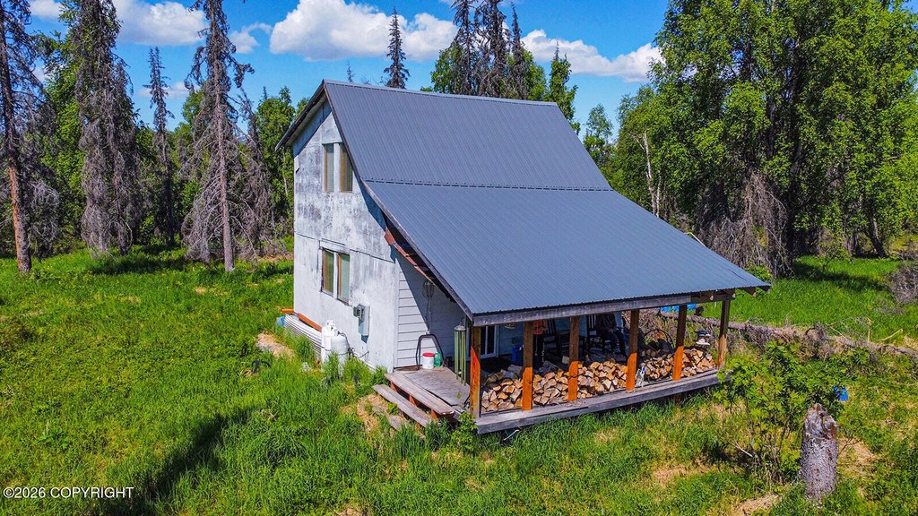1982 Dry Cabin on 5 Private Acres Near Kenny Creek, Trapper Creek — $132,500